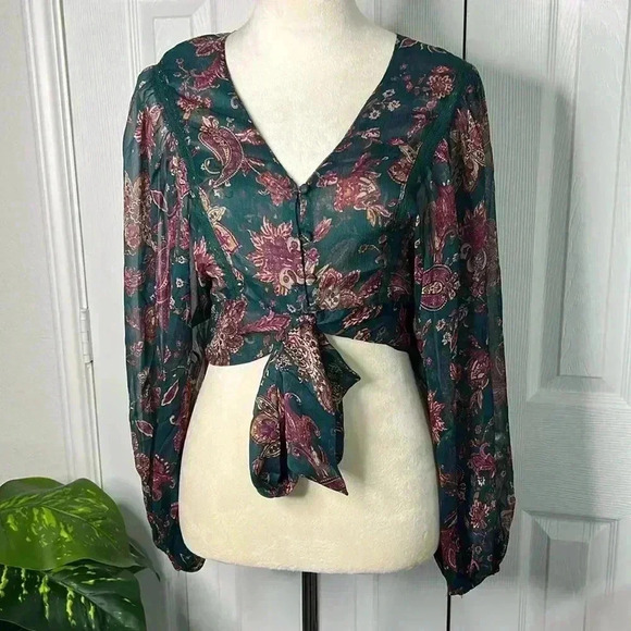 Band of the free - River Deep Pine Paisley Tie Front Crop Top Size XS - Picture 5 of 17
